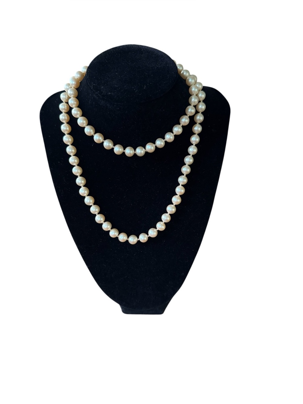 Vintage Marvella Hand knotted Creamy Faux Pearls.